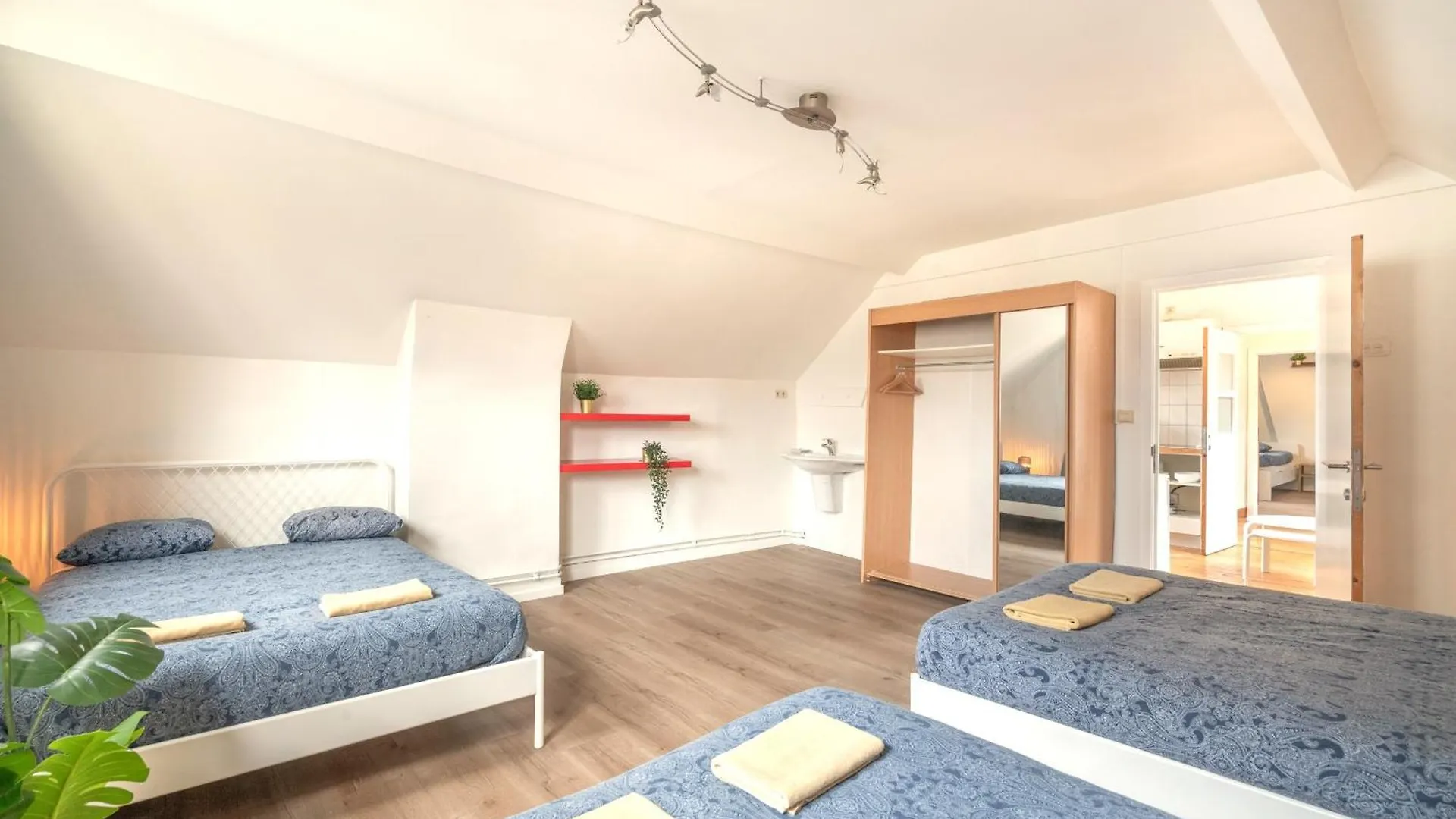 Large Authentic Antwerp Apartments 0*,  Belgium